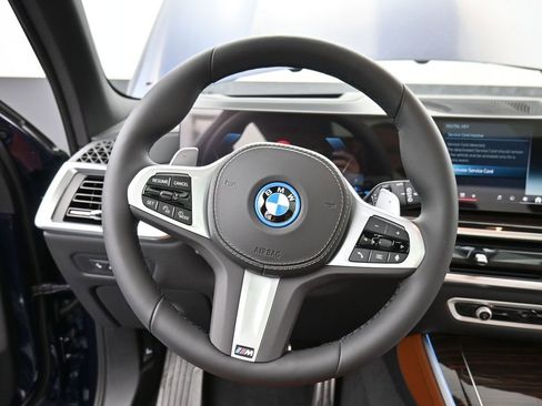 New 2026 BMW X5 xDrive50e w/ M Sport Package AWD/4WD image 12
