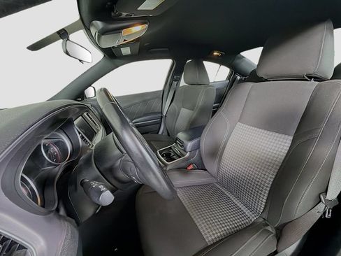 Used 2023 Dodge Charger SXT RWD image 13