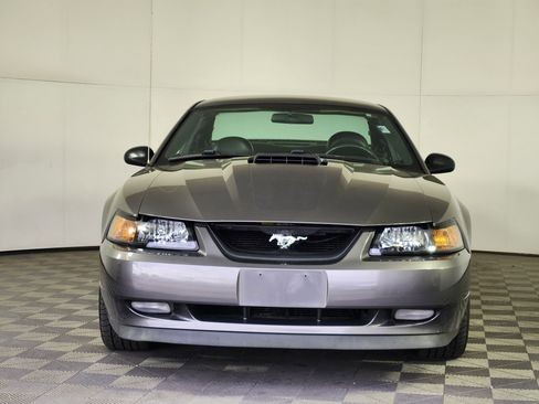 Used 2004 Ford Mustang Mach 1 RWD image 2