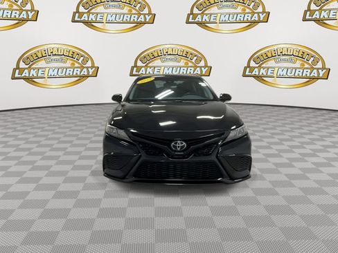 Used 2023 Toyota Camry SE image 6