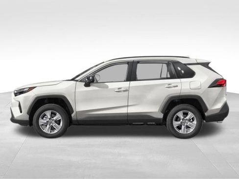 Used 2024 Toyota RAV4 SE AWD/4WD image 35