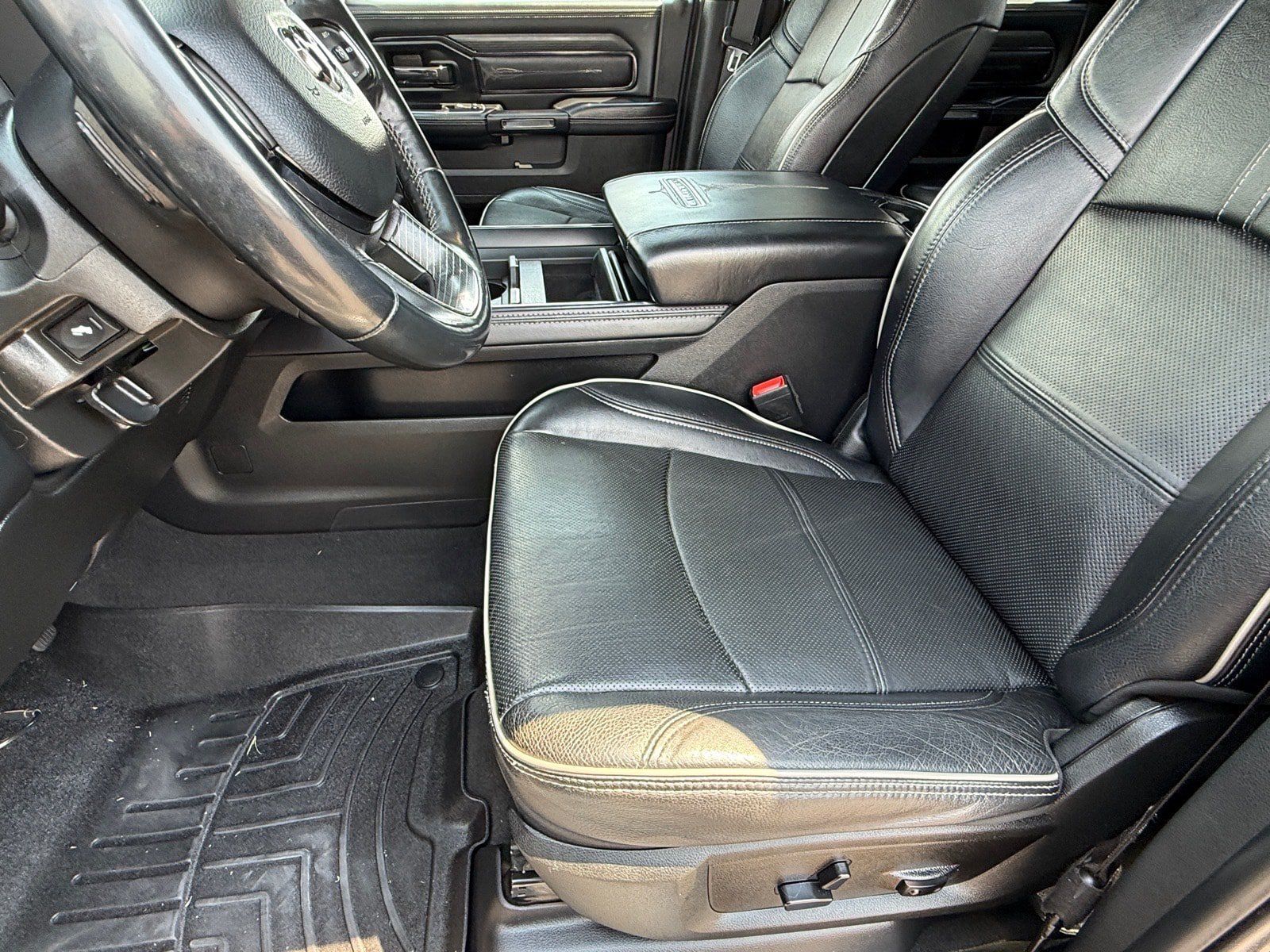 Used 2023 RAM 2500 Limited AWD/4WD image 13