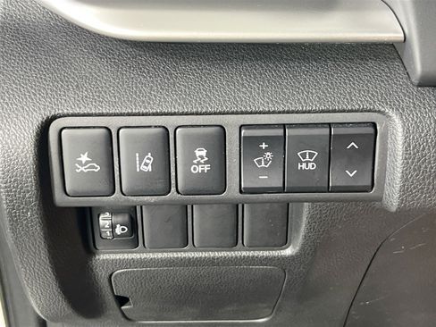 Used 2019 Mitsubishi Eclipse Cross SE AWD/4WD image 10