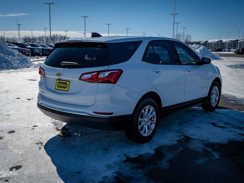 Used 2018 Chevrolet Equinox LS image 6