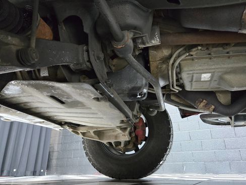 Used 2010 Ford F150 Raptor AWD/4WD image 16