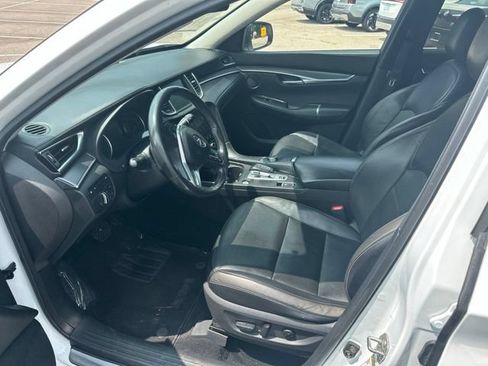 Used 2023 INFINITI QX50 Luxe FWD image 17