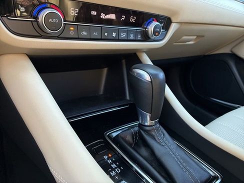 Used 2021 MAZDA MAZDA6 Grand Touring image 32