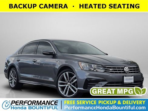 Used 2017 Volkswagen Passat 1.8T R-Line FWD image 1