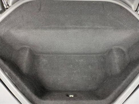 Used 2015 Tesla Model S 85D image 23