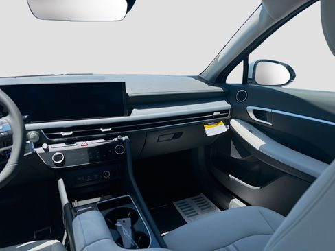 New 2026 Hyundai Sonata SEL FWD image 16