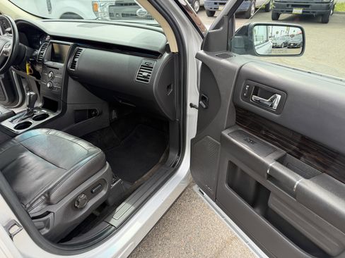 Used 2014 Ford Flex SEL w/ Equipment Group 202A FWD image 18