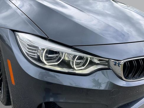 Used 2016 BMW M4 Convertible RWD image 25