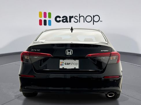 Used 2023 Honda Civic Sport image 4