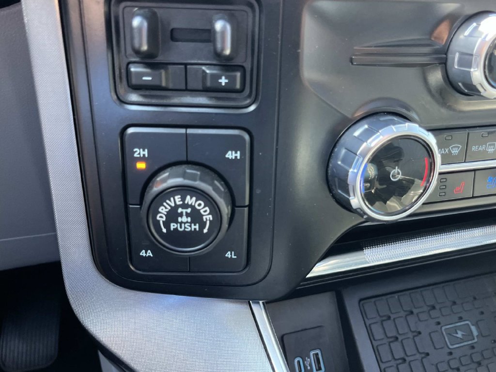 Used 2023 Ford F150 Limited AWD/4WD image 43