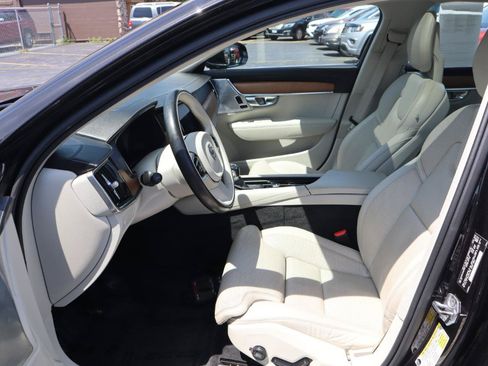 Used 2017 Volvo S90 T6 Inscription w/ Vision Package AWD/4WD image 17