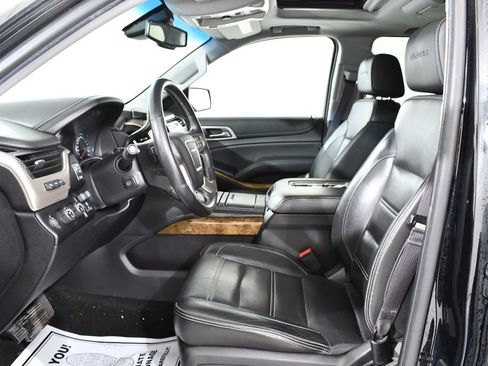 Used 2017 GMC Yukon XL Denali w/ Open Road Package AWD/4WD image 6