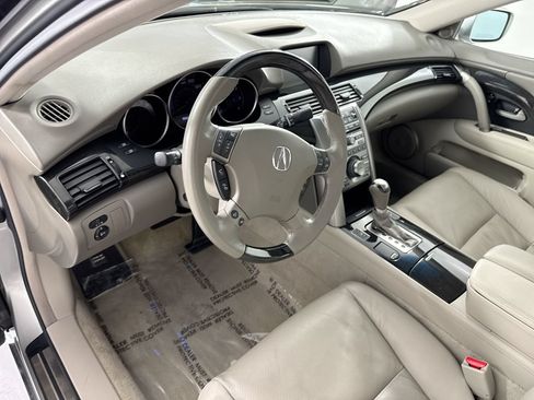 Used 2010 Acura RL AWD/4WD image 10