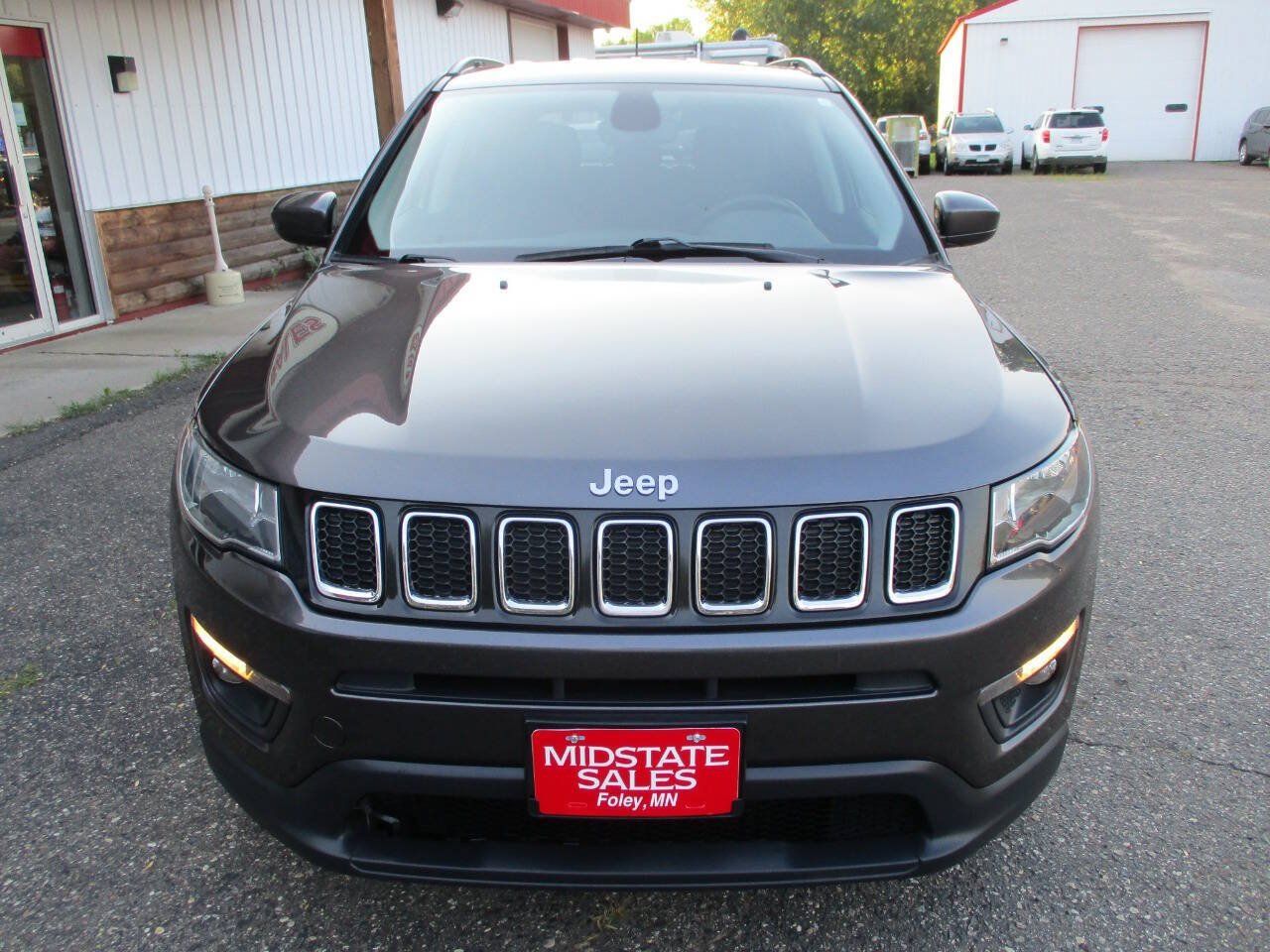 Used 2020 Jeep Compass Latitude w/ Cold Weather Group AWD/4WD image 13