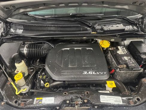 Used 2015 Dodge Grand Caravan SE FWD image 17