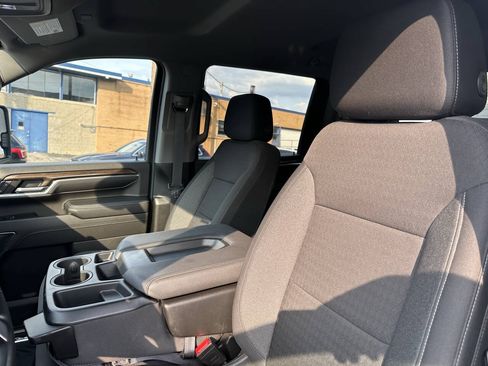 Used 2024 Chevrolet Silverado 2500 LT AWD/4WD image 21