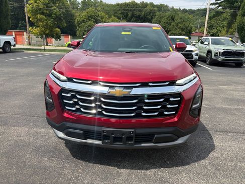 Certified 2026 Chevrolet Equinox LT FWD image 8