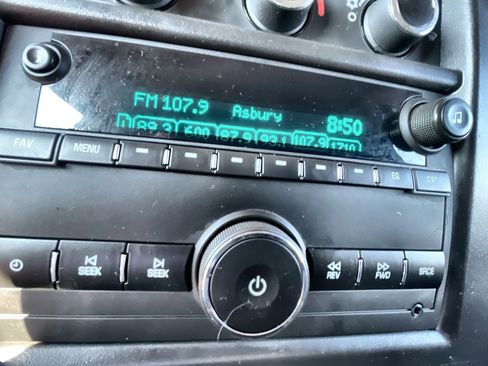 Used 2024 GMC Savana 2500 w/ Driver Convenience Package image 13