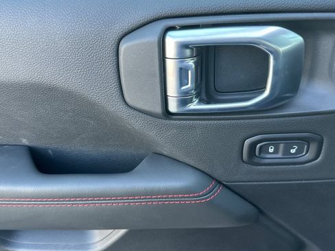 New 2026 Jeep Wrangler Unlimited Rubicon image 12