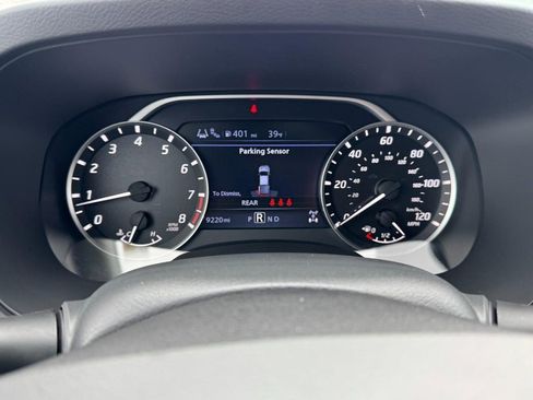 Used 2025 Nissan Frontier SV image 22