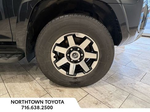 Used 2019 Toyota 4Runner TRD Off-Road Premium image 12