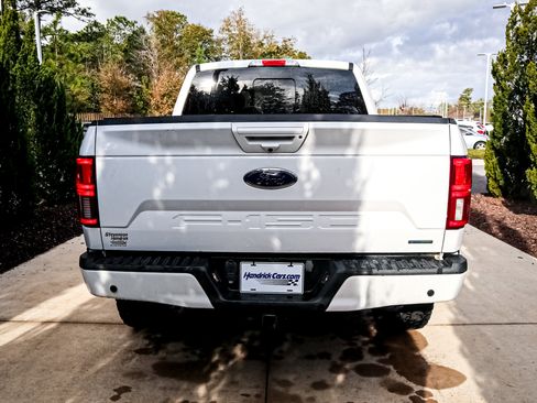 Used 2018 Ford F150 Lariat w/ Equipment Group 502A Luxury image 10