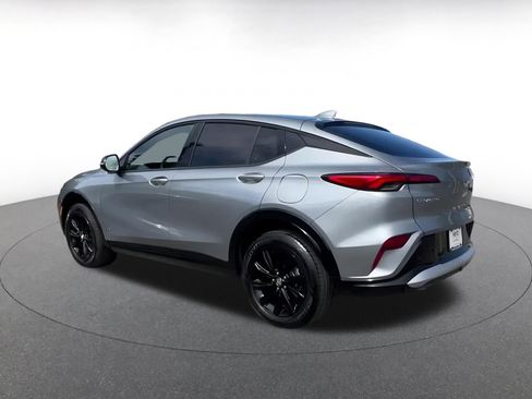 Used 2025 Buick Envista Sport Touring image 10