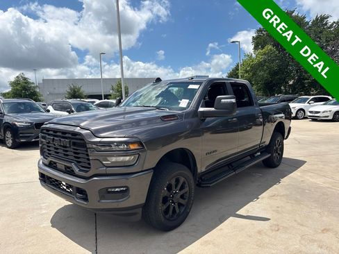 Used 2025 RAM 2500 Big Horn AWD/4WD image 1