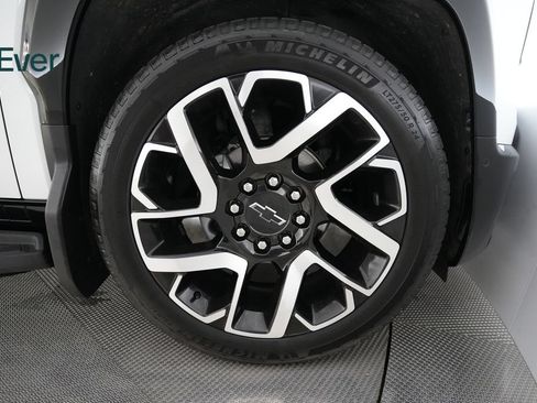 Used 2024 Chevrolet Silverado EV RST w/ LPO, Utility Wall Package AWD/4WD image 13