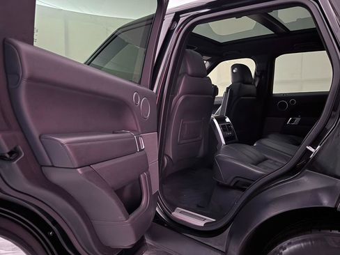 Used 2016 Land Rover Range Rover Sport HSE image 21