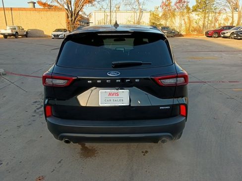 Used 2025 Ford Escape ST-Line image 10