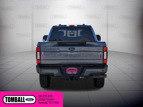 Used 2022 Ford F350 Lariat w/ Black Appearance Package AWD/4WD image 6