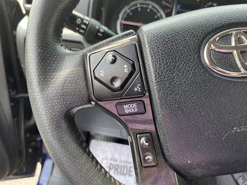 Used 2021 Toyota 4Runner TRD Off-Road Premium w/ Moonroof Package AWD/4WD image 22