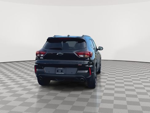 Used 2023 Chevrolet TrailBlazer RS w/ Sun and Liftgate Package FWD image 7