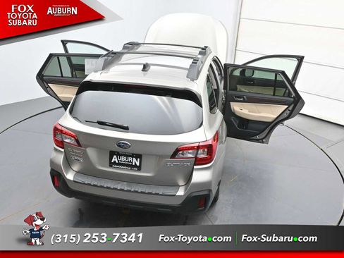 Used 2019 Subaru Outback 2.5i Limited AWD/4WD image 34