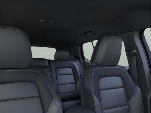 New 2025 Chevrolet Equinox EV LT image 24