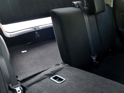 Used 2013 MAZDA MAZDA2 Sport image 39