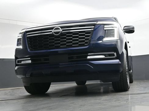 Used 2025 Nissan Armada SL AWD/4WD image 50
