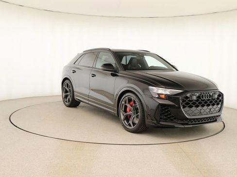 New 2026 Audi RS Q8 performance image 10