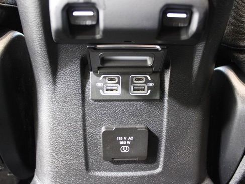 Used 2025 Jeep Wrangler Unlimited Rubicon AWD/4WD image 53