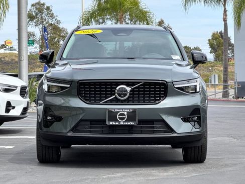 New 2026 Volvo XC40 B5 Ultra w/ Climate Package AWD/4WD image 8