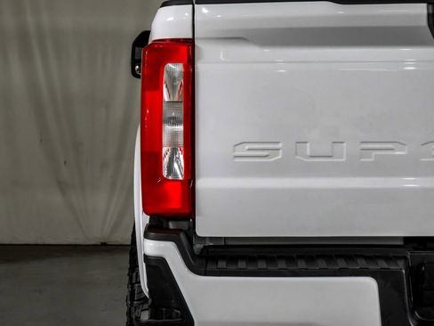 Used 2024 Ford F250 XLT w/ FX4 Off-Road Package AWD/4WD image 41