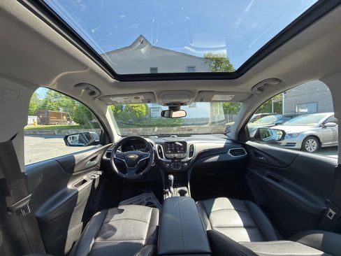 Used 2020 Chevrolet Equinox Premier AWD/4WD image 32