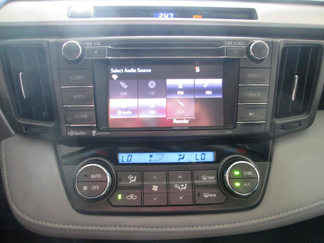 Used 2014 Toyota RAV4 XLE AWD/4WD image 13