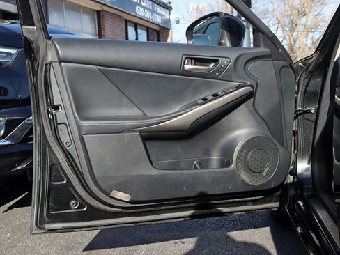 Used 2020 Lexus IS 300 AWD w/ Premium Package image 32