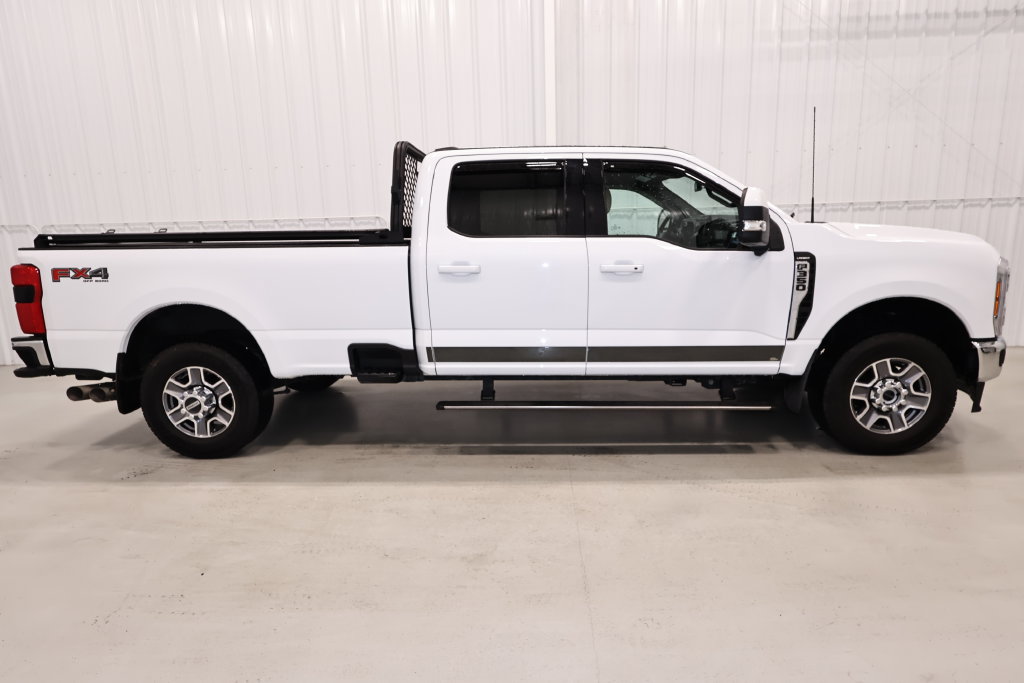 Certified 2023 Ford F350 Lariat w/ Lariat Ultimate Package AWD/4WD image 2